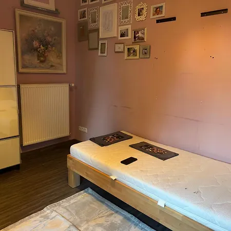 Daire Altes Kappellchen Im Alten Schwesternhaus Weibern
